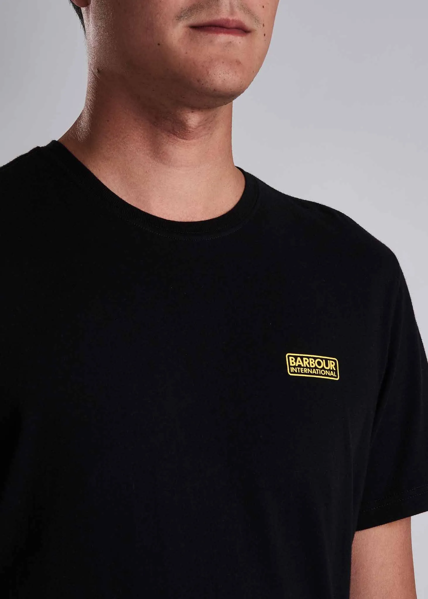 Essential small logo tee - black