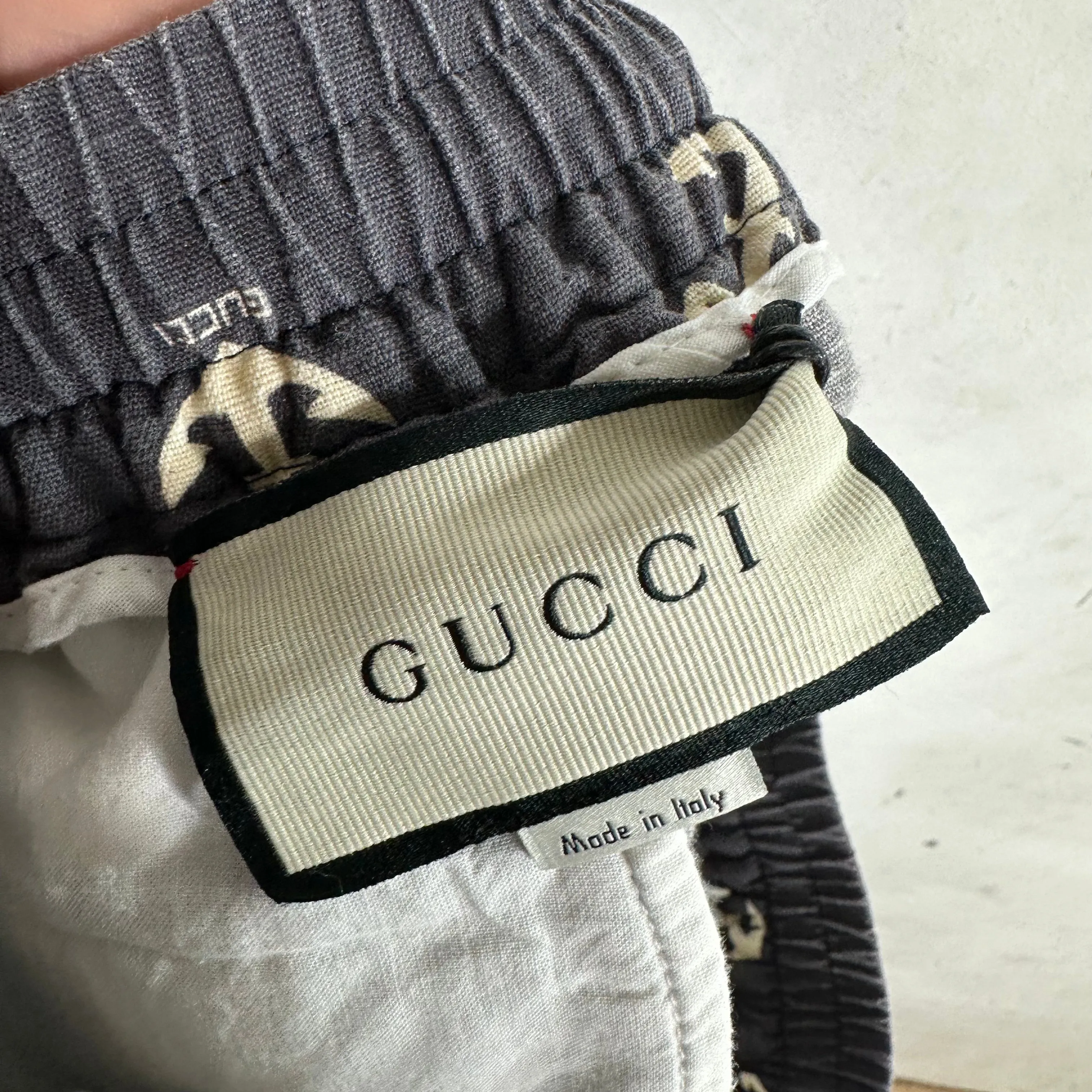 Gucci Linen Anchor Print Shorts