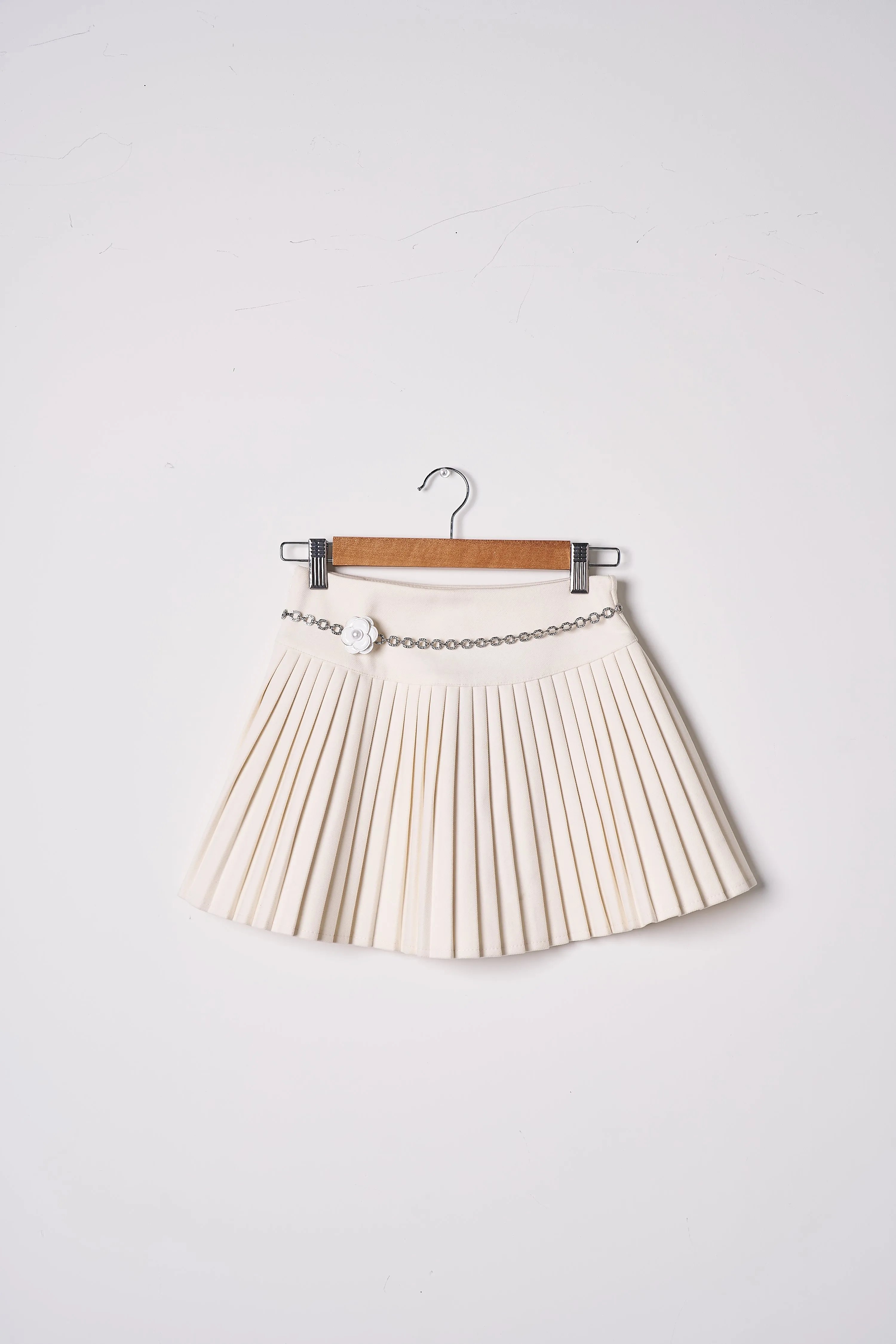 Lily Pleated Mini Skirt w/belt