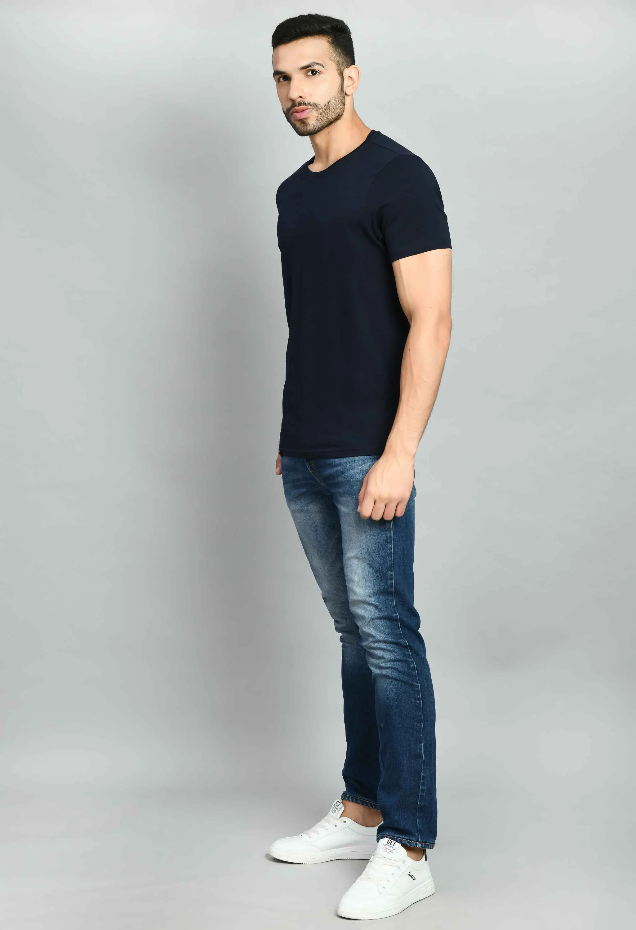 Men's Solid Navy Blue Crew Neck T-Shirt