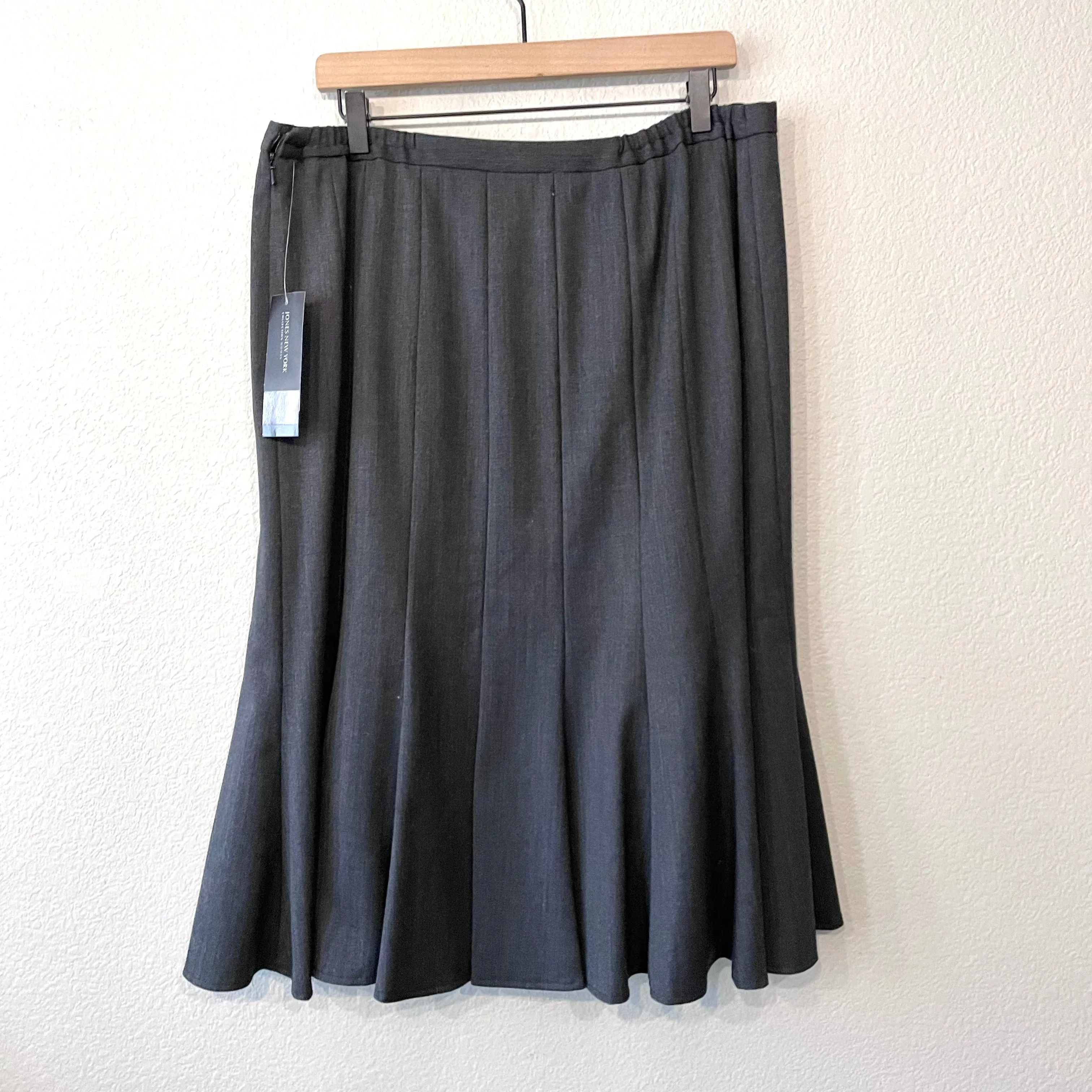 Pleated Midi Skirt