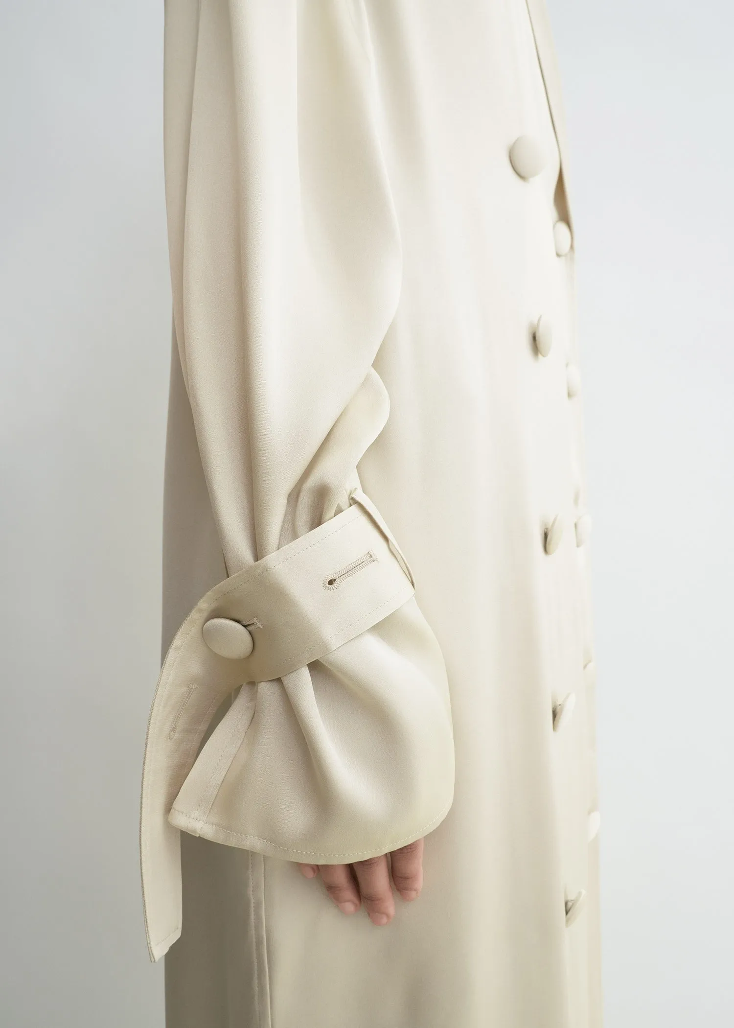 Satin trench dress pearl